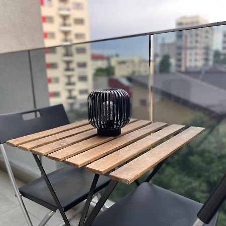 Oasis Luxury Apartment Near Presidential Palace 布加勒斯特 外观 照片